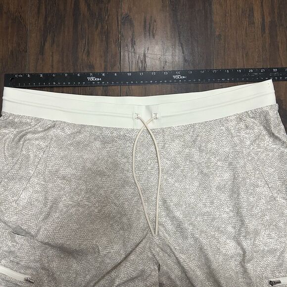 Athleta Venture Printed Pants Joggers Travel Size 22 Plus Lounge Athleisure - Picture 2 of 8